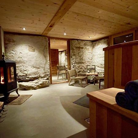 Alpen Charme - Chalet D'Hotes Et Spa Gsteig 外观 照片