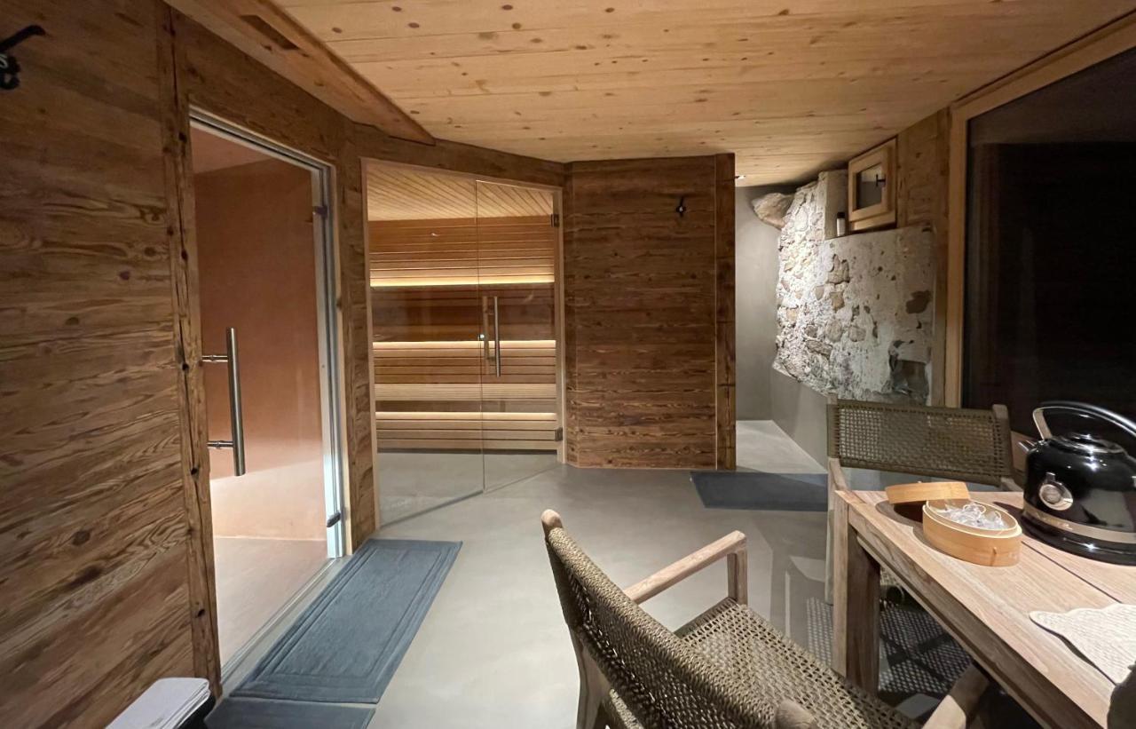 Alpen Charme - Chalet D'Hotes Et Spa Gsteig 外观 照片