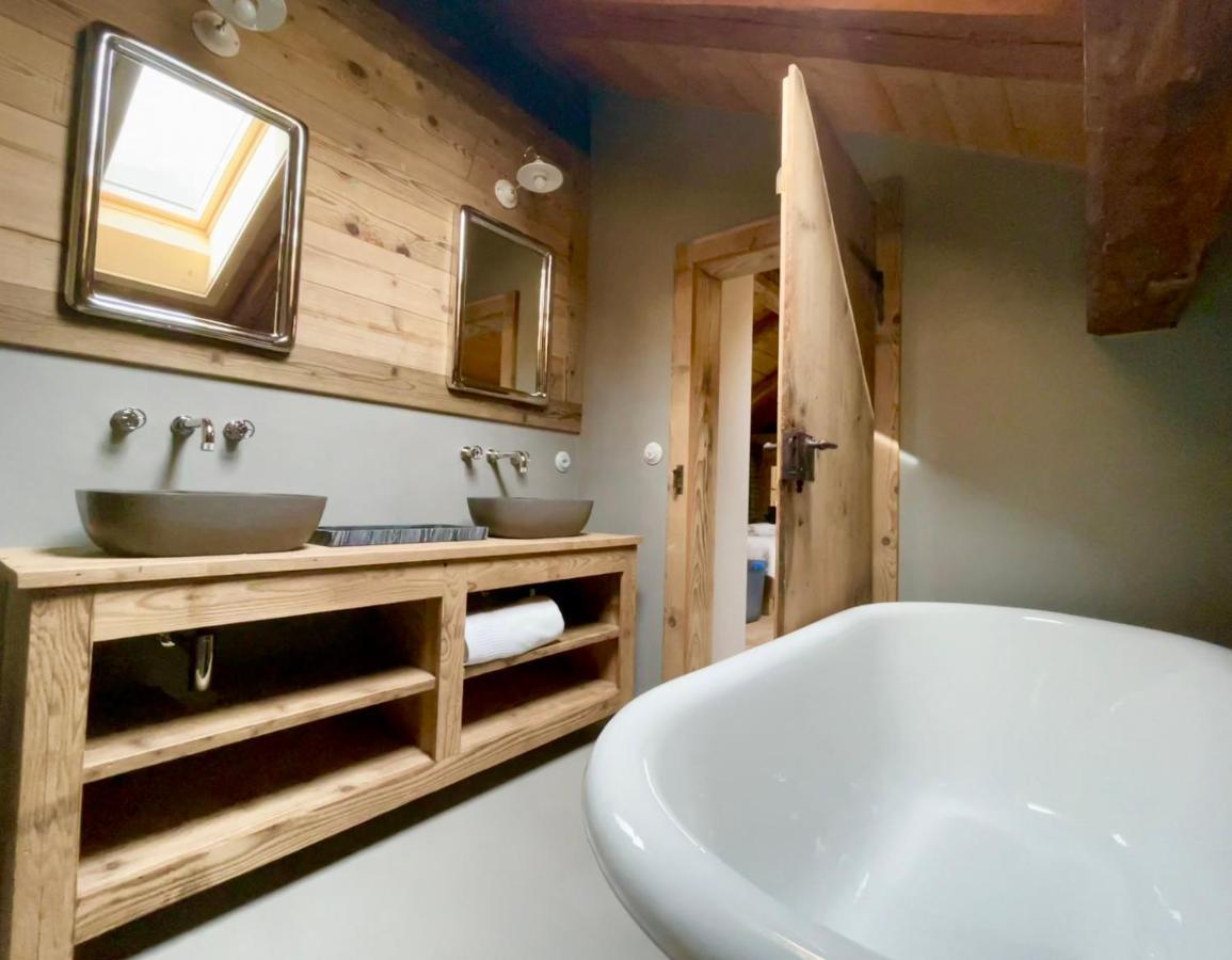 Alpen Charme - Chalet D'Hotes Et Spa Gsteig 外观 照片