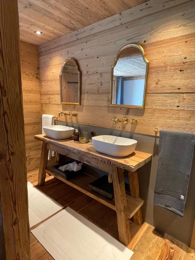 Alpen Charme - Chalet D'Hotes Et Spa Gsteig 外观 照片